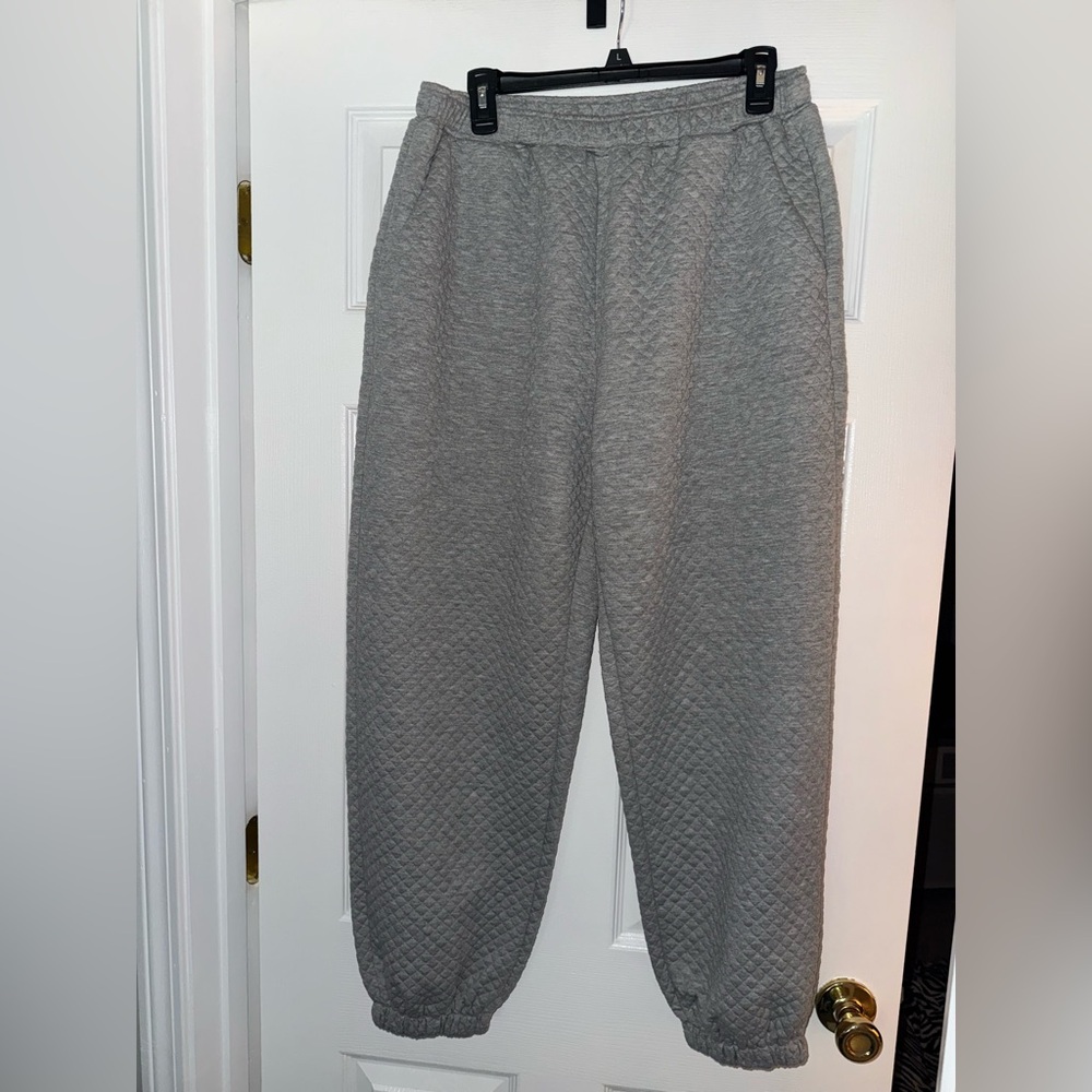 Kittenish Gray Quilted Joggers